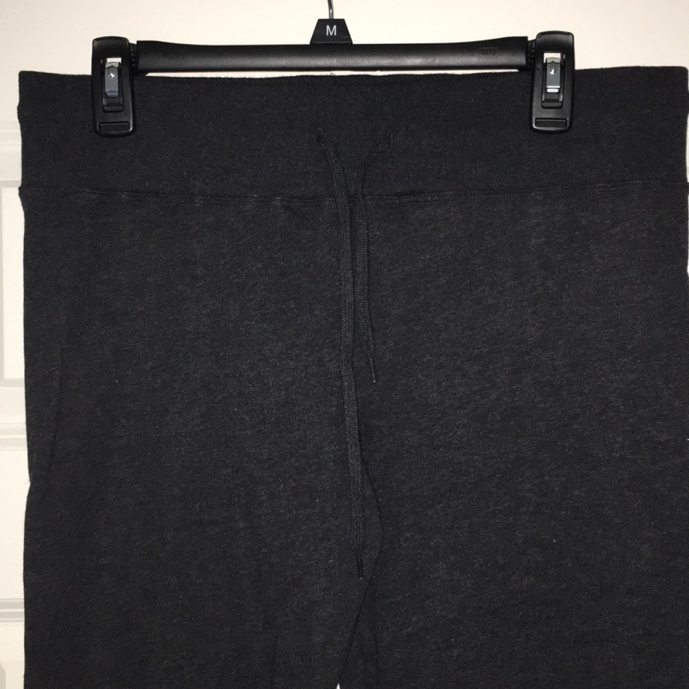 Joggers - Picture 2 of 3
